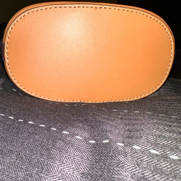 COPY - Kate Spade Mini bucket bag - Picture 4 of 5